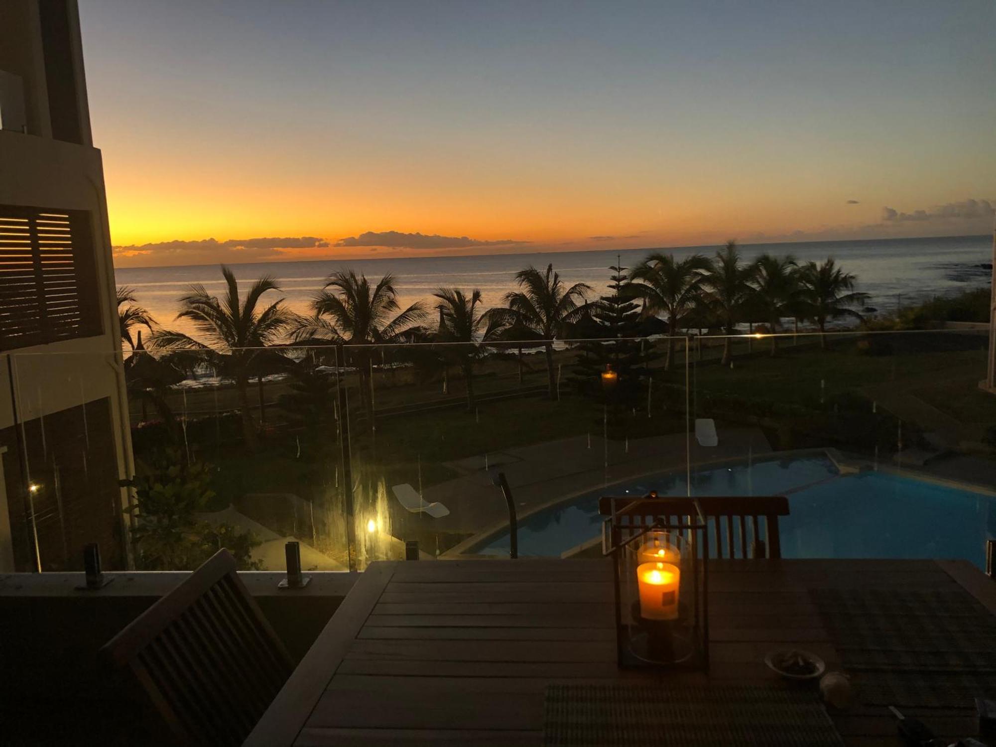 Magnificent Sea-View Apartment Flic-en-Flacq Extérieur photo