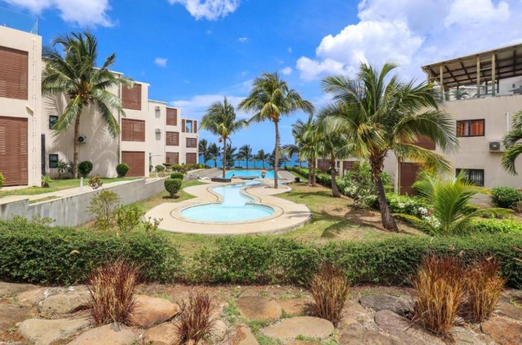 Magnificent Sea-View Apartment Flic-en-Flacq Extérieur photo